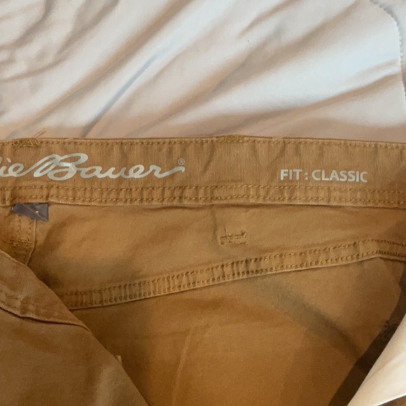 COPY - Eddie Bauer Tan Cargo Shorts Size 36 - Picture 5 of 10